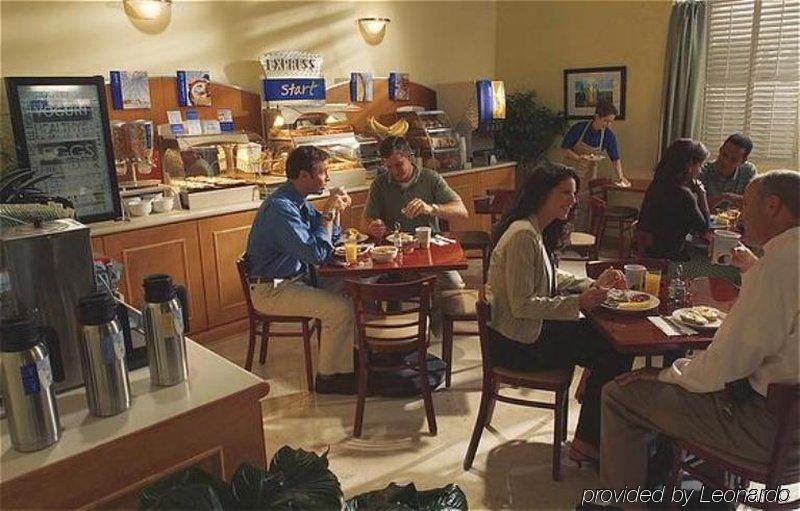 Holiday Inn Express & Suites Rancho Mirage - Palm Spgs Area By Ihg Restaurant bilde